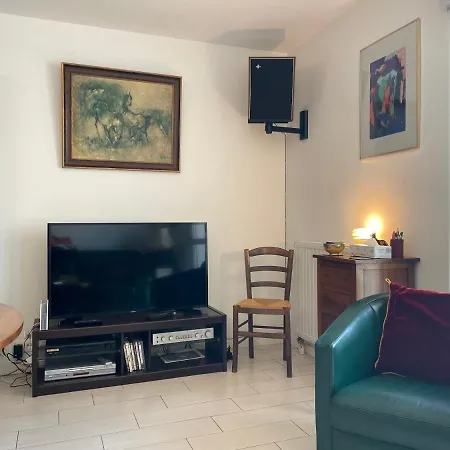 Lejlighed Charming Flat Just Outside Paris W Free Private Parking *